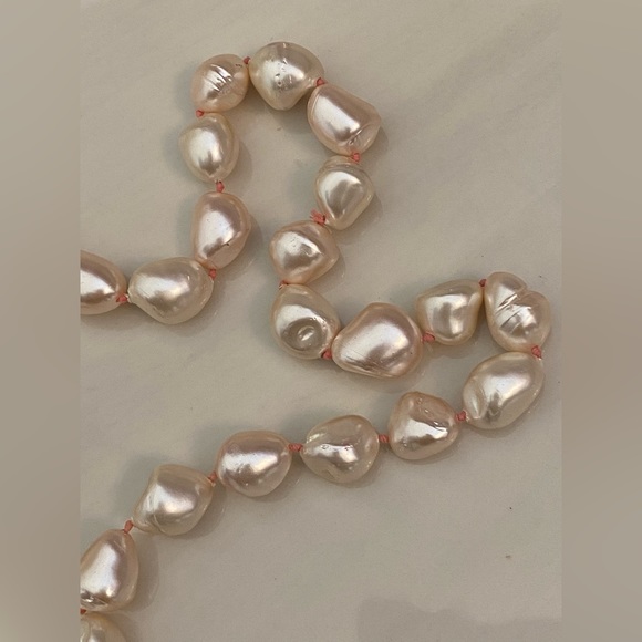Vintage Light Pink Faux Pearls - Picture 3 of 12